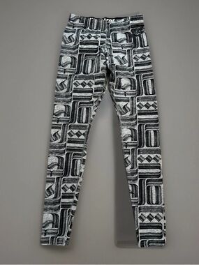 Lot of two Nike leggings